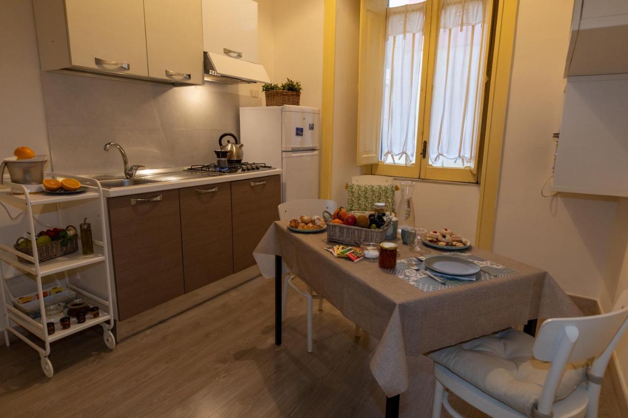 Sichelgaita Apartment Salerno Esterno foto